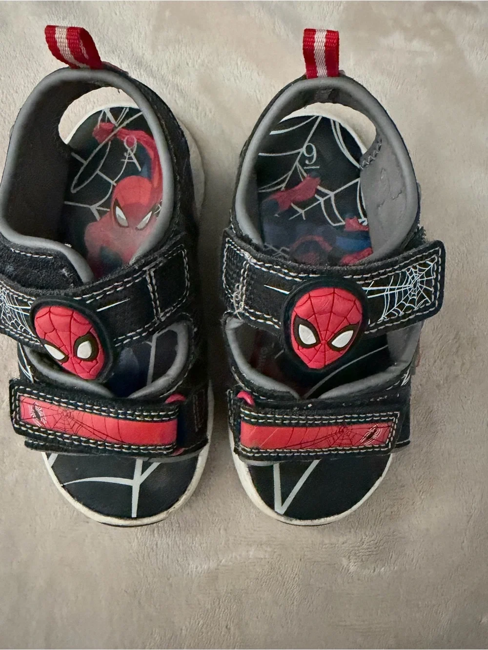 Marvel Spider-Man Unisex Kids Sandals US 9 Black Red Open Toe Hook & Loop